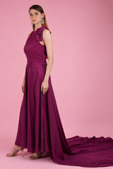 Magenta Sleeveless GownDSC01045