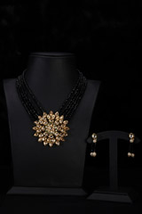 Black Beaded Necklace Set