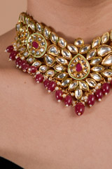 Golden and Maroon Necklace Set_DTR3622