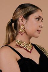 Golden and Maroon Necklace Set_DTR3623