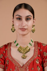 Green and White Necklace Set_DTR3426