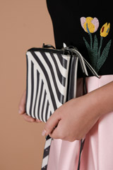 Monochrome Striped Sling_DTR3673