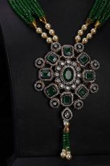 Zircon And Kundan Necklace SetIMG_0209