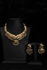 Jadau Pearl And Gold Set3241_video