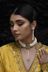 Choker with Green Pendant_SUB1089