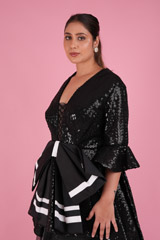 Black Sheeted Gown With BowDSC01480