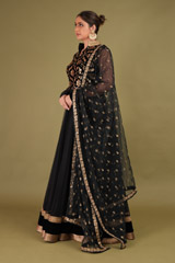 Black Embroidered Anarkali SetDSC00130