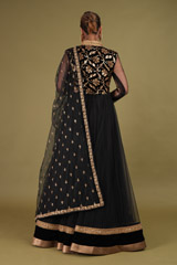 Black Embroidered Anarkali SetDSC00136