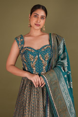 Lehenga With Peplum  Top And DupattaDSC02615