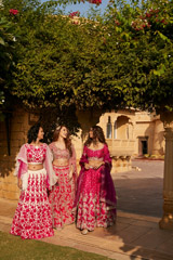 Pink Floral Thread Work Lehenga3