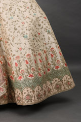 Cream Thread And Sequin LehengaIMG_9133