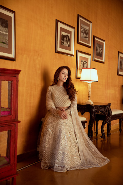 Offwhite Thread And Sequin Lehenga