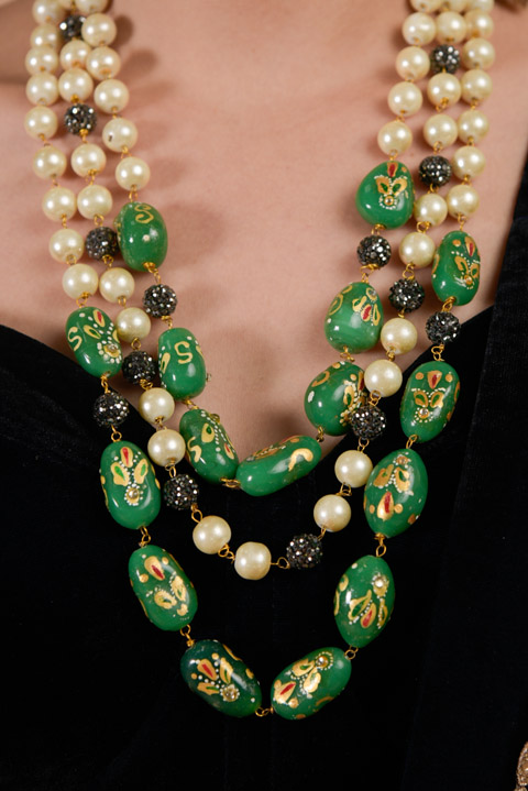 Green and White Pearl Necklace_DTR3512