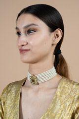 Pearl Choker NecklaceDSC09206