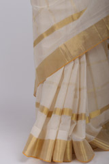White checks gold border sareeIMG_3455