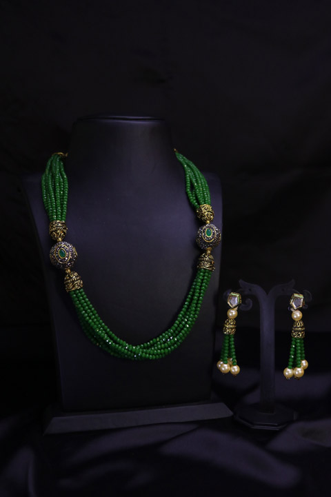 Bottle Green Necklace Set