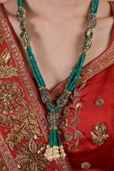 Green Multi Beaded Necklace_DTR3935