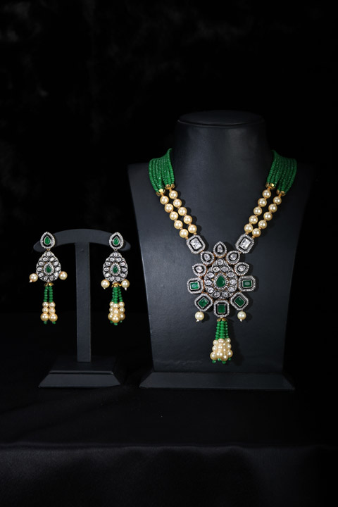 Green Necklace Set With White Zircon Stones