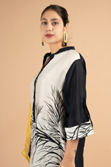 White Mandarin Collar Kurta SetDSC03566