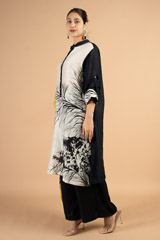 White Mandarin Collar Kurta SetDSC03568