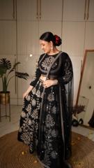 Black Zari Embroidered Lehenga1