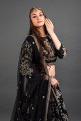 Black Zari Embroidered Lehenga_DSC4250-Edit
