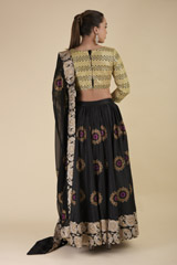 Black Embroidered Lehenga_DTR2595