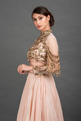 Peach Hand Embroidered Top Bottom Set_DSC8622-Edit