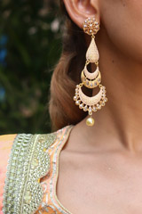 Minakari And Pearls Earrings389