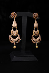 Minakari And Pearls Earrings389_video