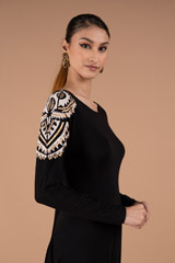 Mauri Embroidered Spirit DressDSC01232