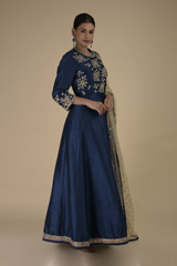 Blue Floral Motif Anarkali_DTR9450