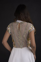 White High Collar Layered Gown_DTR9175