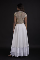 White High Collar Layered Gown_DTR9177