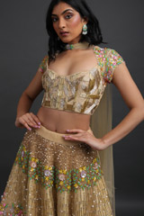 Beige lehengaIMG_6227