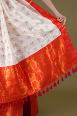 White and Red Mekhela chadorDSC08648