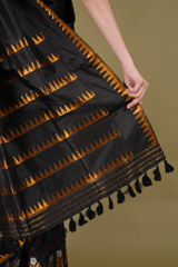 Black Mekhela ChadorDSC08753