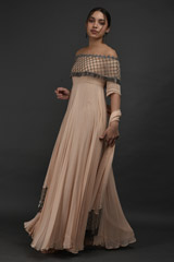 Peach Georgette Gown_SUB7750