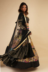 3D Cutwork Applique LehengaDSC00317