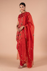 Red Scallop Suit SetDSC09320