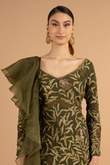Green Embroiderd Wrinkled Sharara SetDSC01244