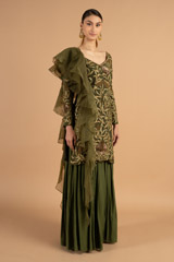 Green Embroiderd Wrinkled Sharara SetDSC01248