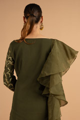 Green Embroiderd Wrinkled Sharara SetDSC01252