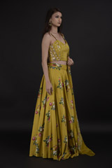Yellow Floral Lehenga_DTR9586