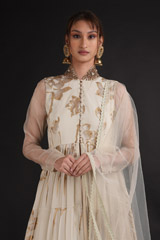 Ivory Embellished Anarkali SetDSC08051