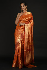 Orange Parrot Motif Saree_SUB1313