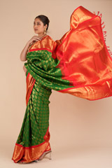 Dark Green Print Silk SareeDSC00921