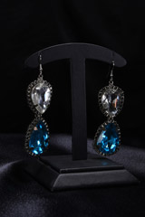 Dual Swarovski Earrings4747_video