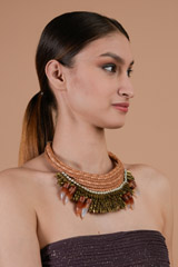 Beaded Neck Piece_DTR3880