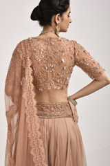 Peach Net Lehenga_SUB7241